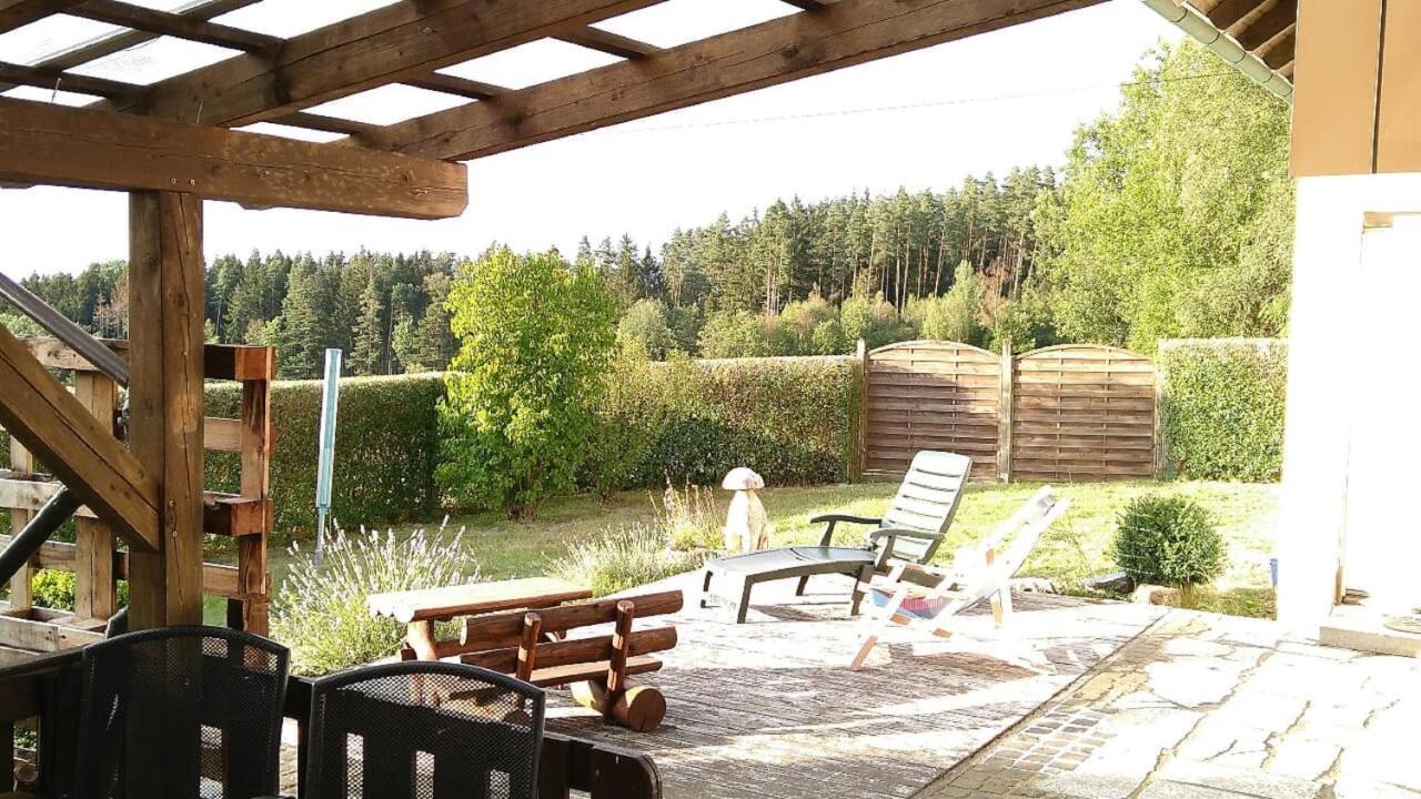 Ferienwohnung Steinwald Auslaeufer Mit Blick Auf Koesseine Waldershof Exterior foto